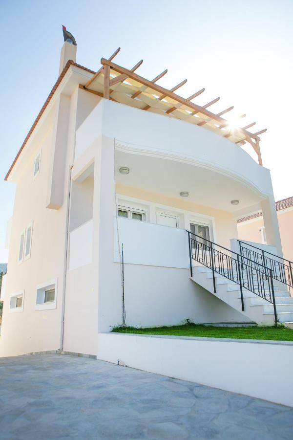 Villa Butterfly Estates Pastida Exterior foto